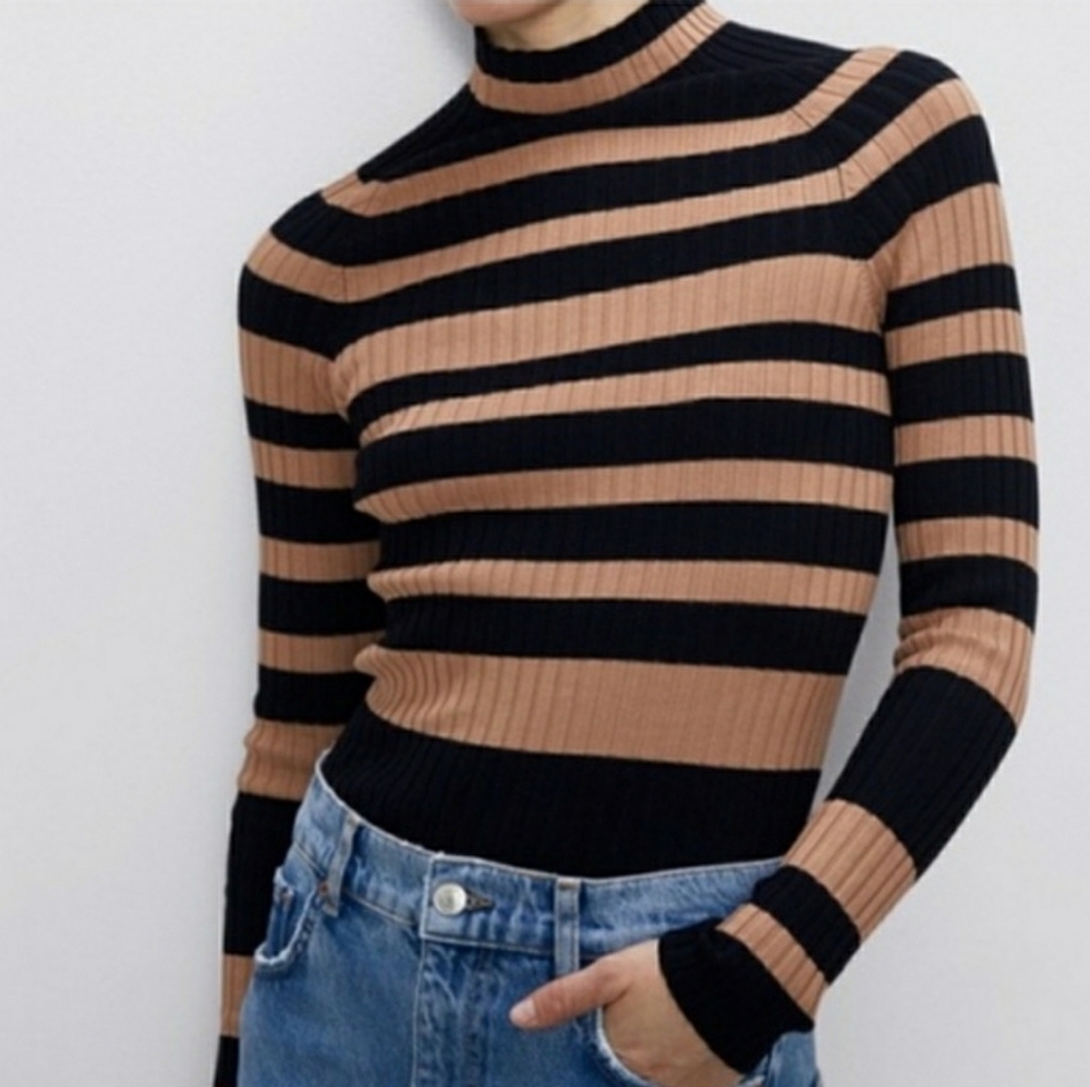 Zara mock neck sweater black taupe bloggers favorite size large